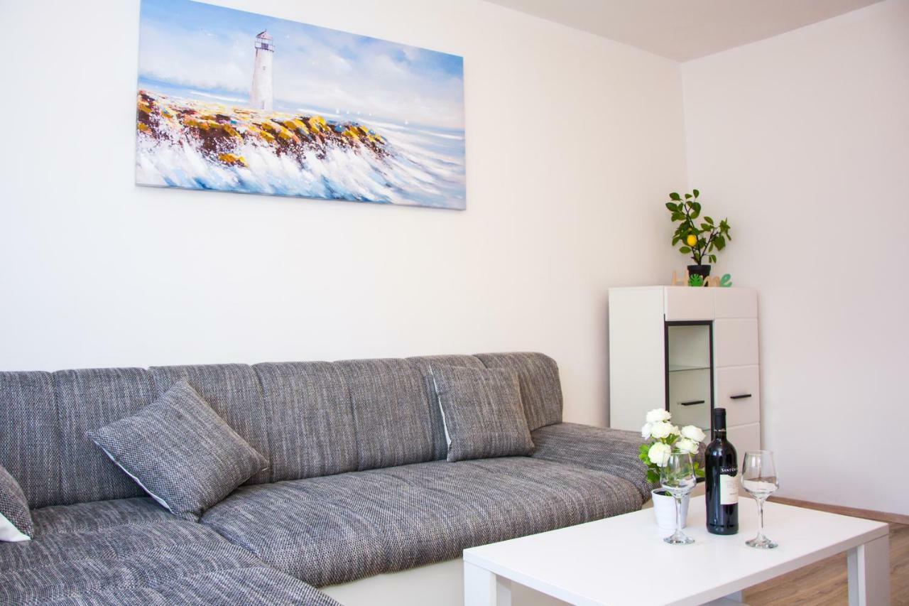 Appartement Domo à Senj  Extérieur photo